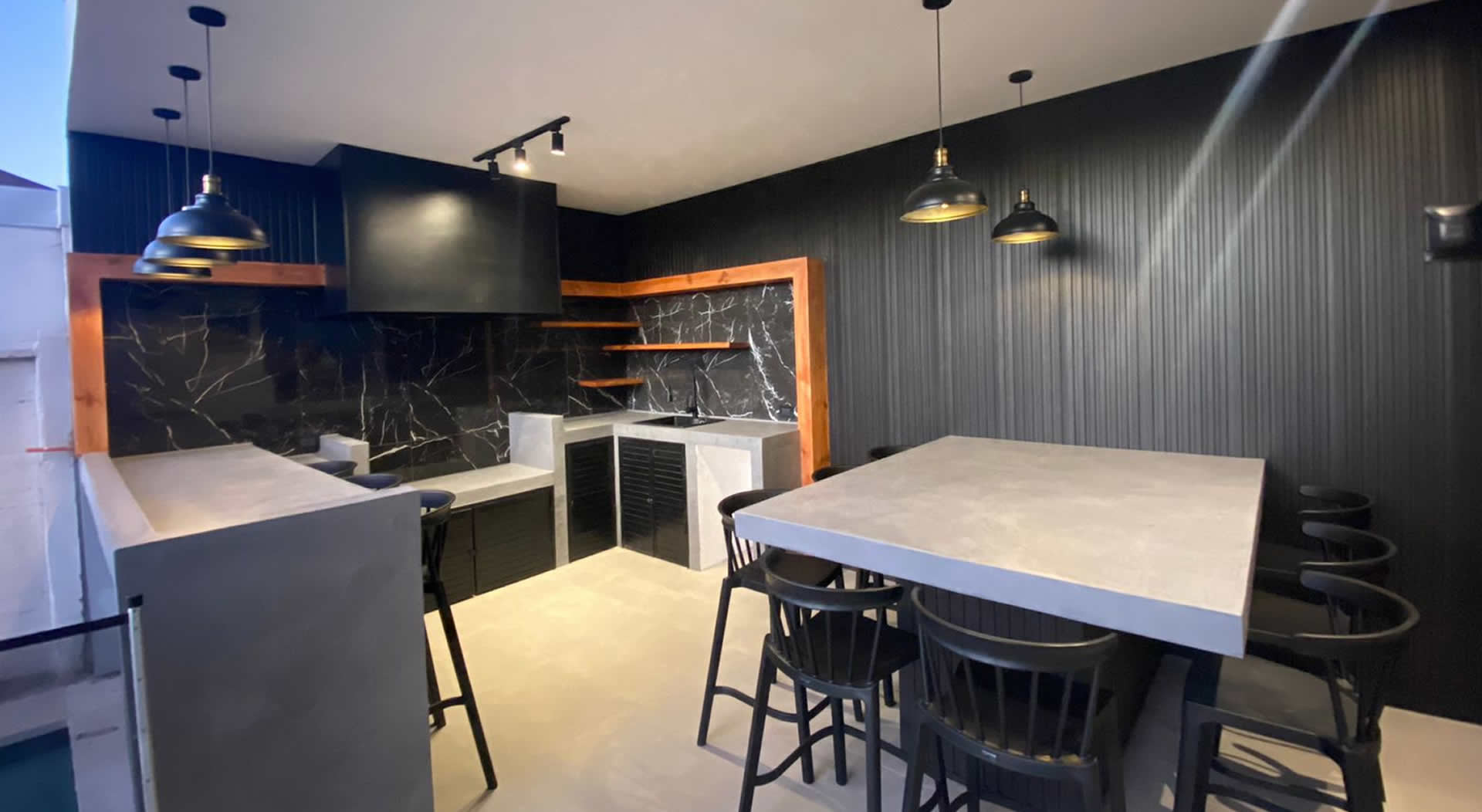 Imagen de un proyecto de construcción o remodelación moderno de Jezreel Ingenieros